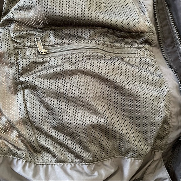 Patagonia 3 in 1 Jacket - Picture 12 of 15